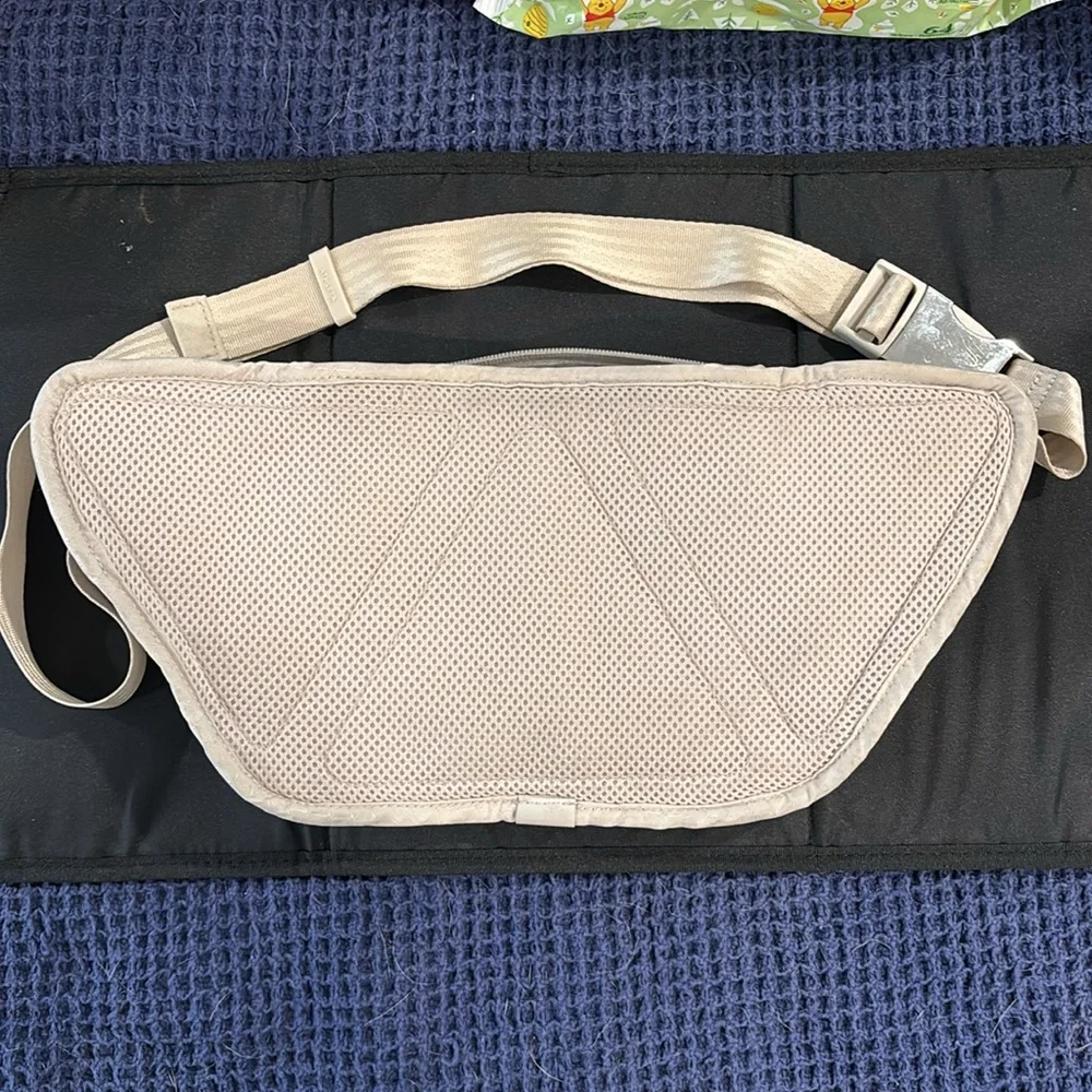 Athleta Excursion Large Belt Bag - Picture 2 of 5